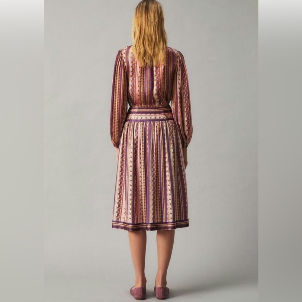 Tory Burch Striped Satin Burnout Blouse (8) & Skirt (12), size 8 & 12 - Picture 4 of 12